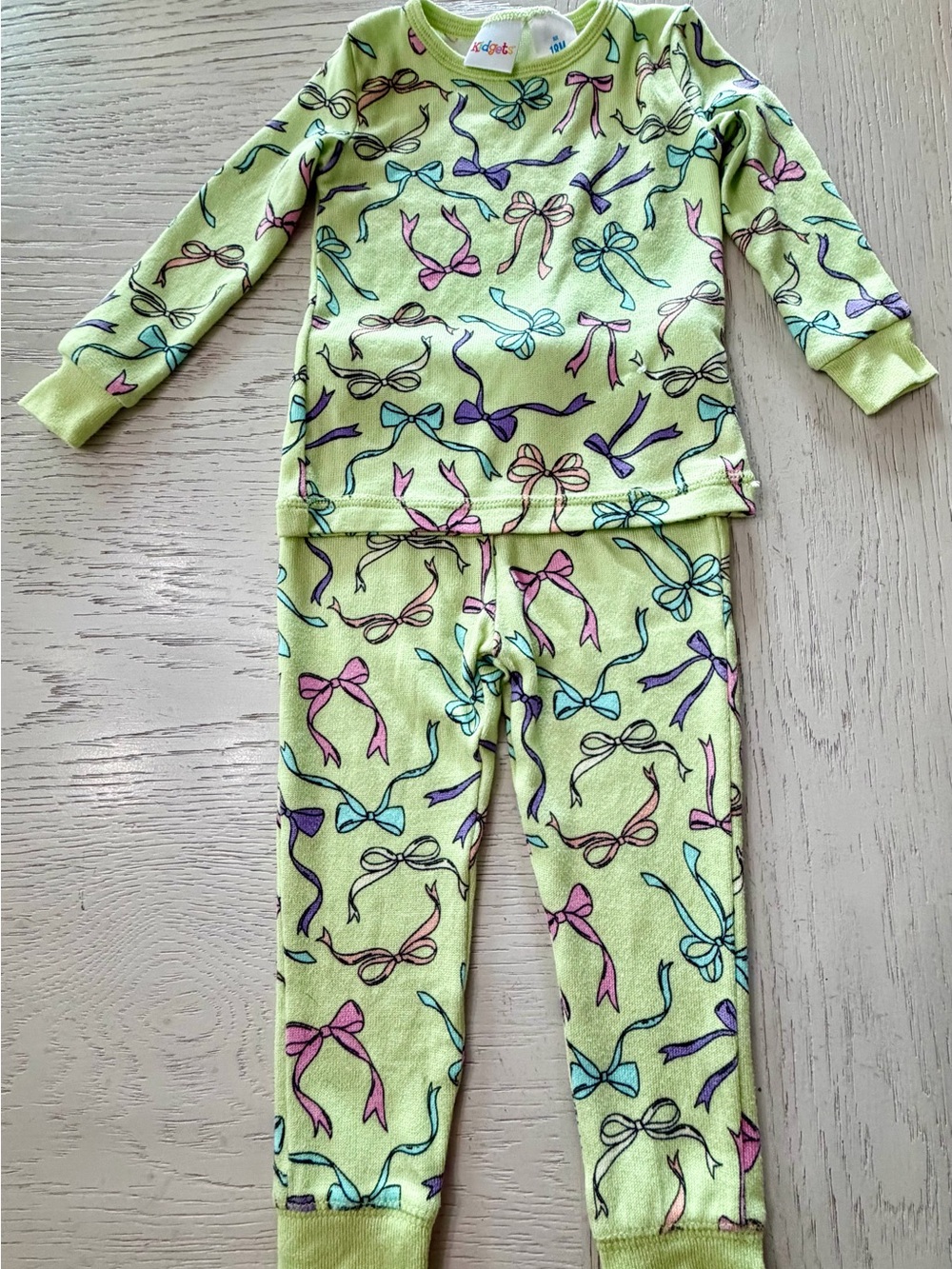 Kidgets Light Green Pink Purple Aqua Bow Long-Sleeve Soft Pajama Set 18 Months